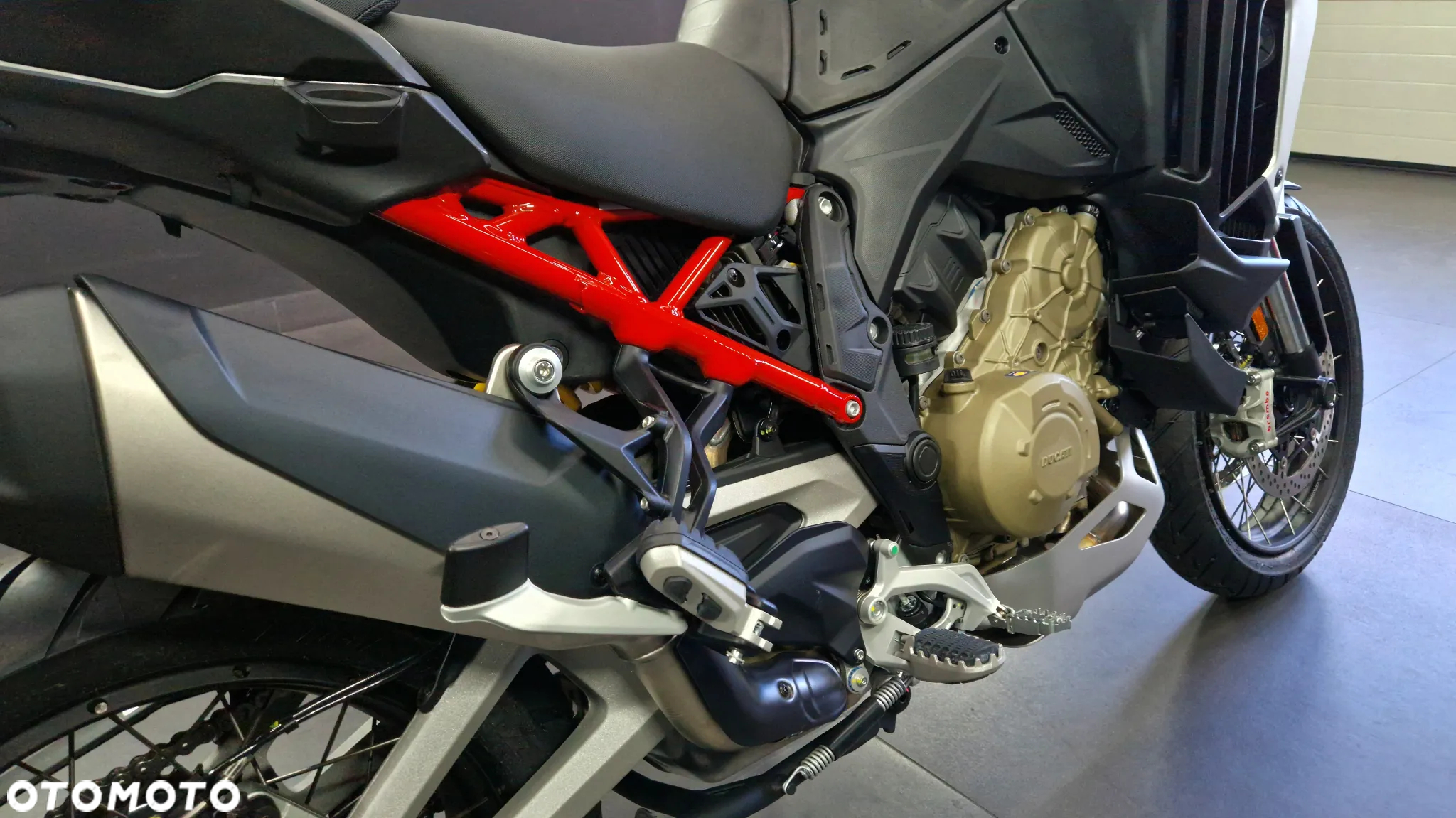 Ducati Multistrada - 10