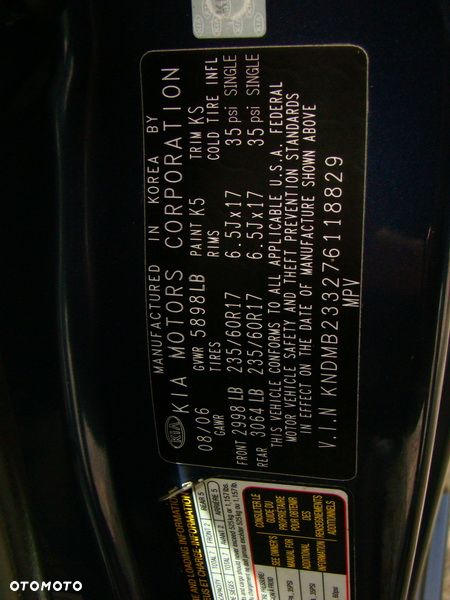 Kia Sedona 3.8 V6 EX - 15