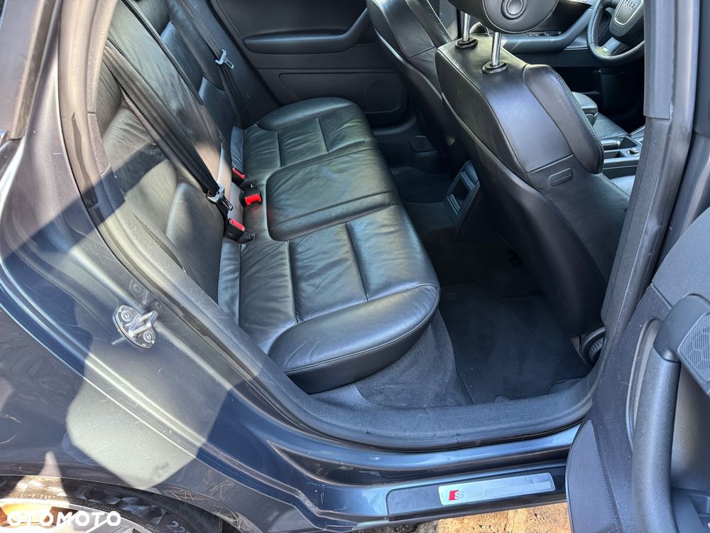 Audi A3 Sportback 1.9 TDI S line Sportpaket plus - 21