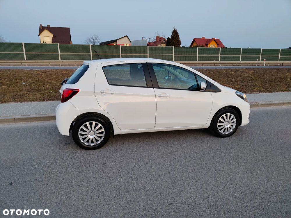 Toyota Yaris 1.33 Active EU6 - 26