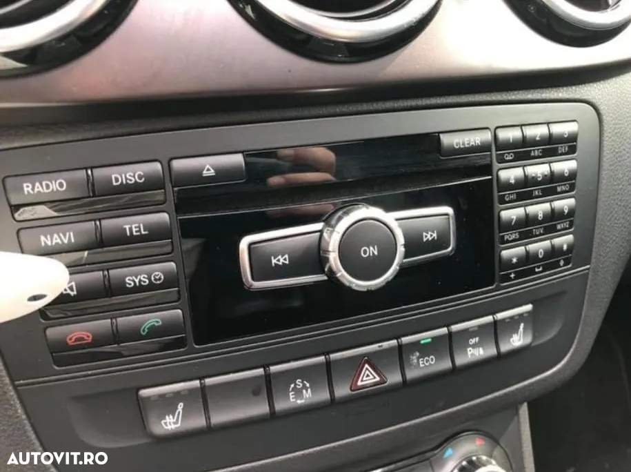Mercedes-Benz B - 11