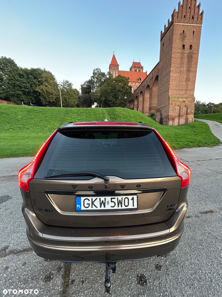 Volvo XC 60 D4 AWD Summum - 8