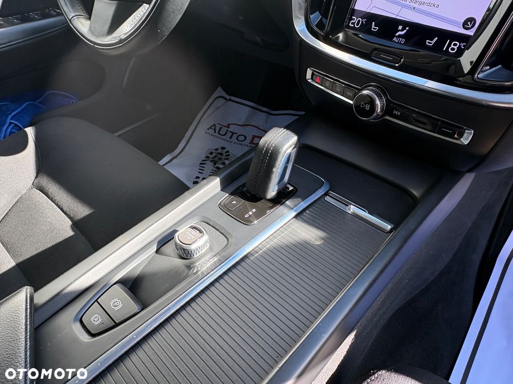 Volvo V60 B3 B Geartronic Momentum Pro - 29
