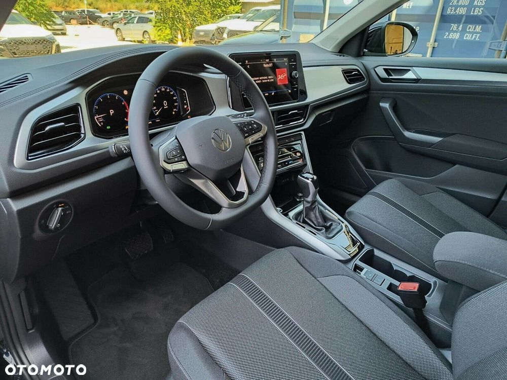 Volkswagen T-Roc - 13