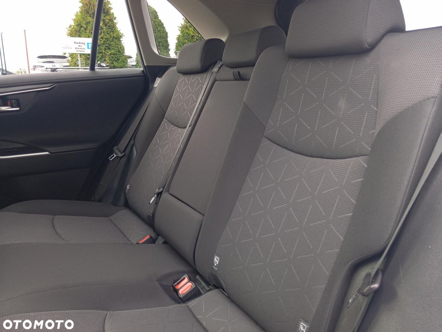 Toyota RAV4 - 14