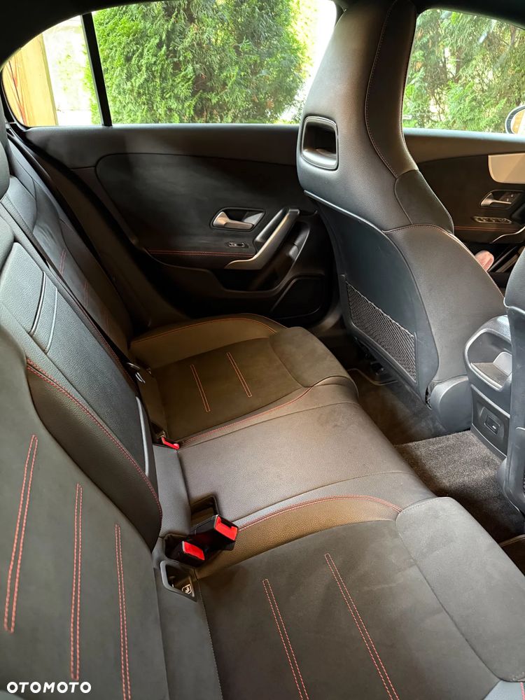 Mercedes-Benz Klasa A 200 AMG Line 7G-DCT - 9