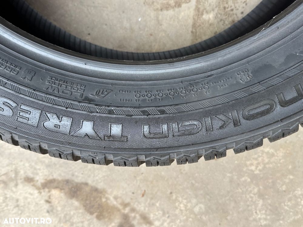 Vând 4 anvelope 245/50/19 nokian de iarnă noi - 4
