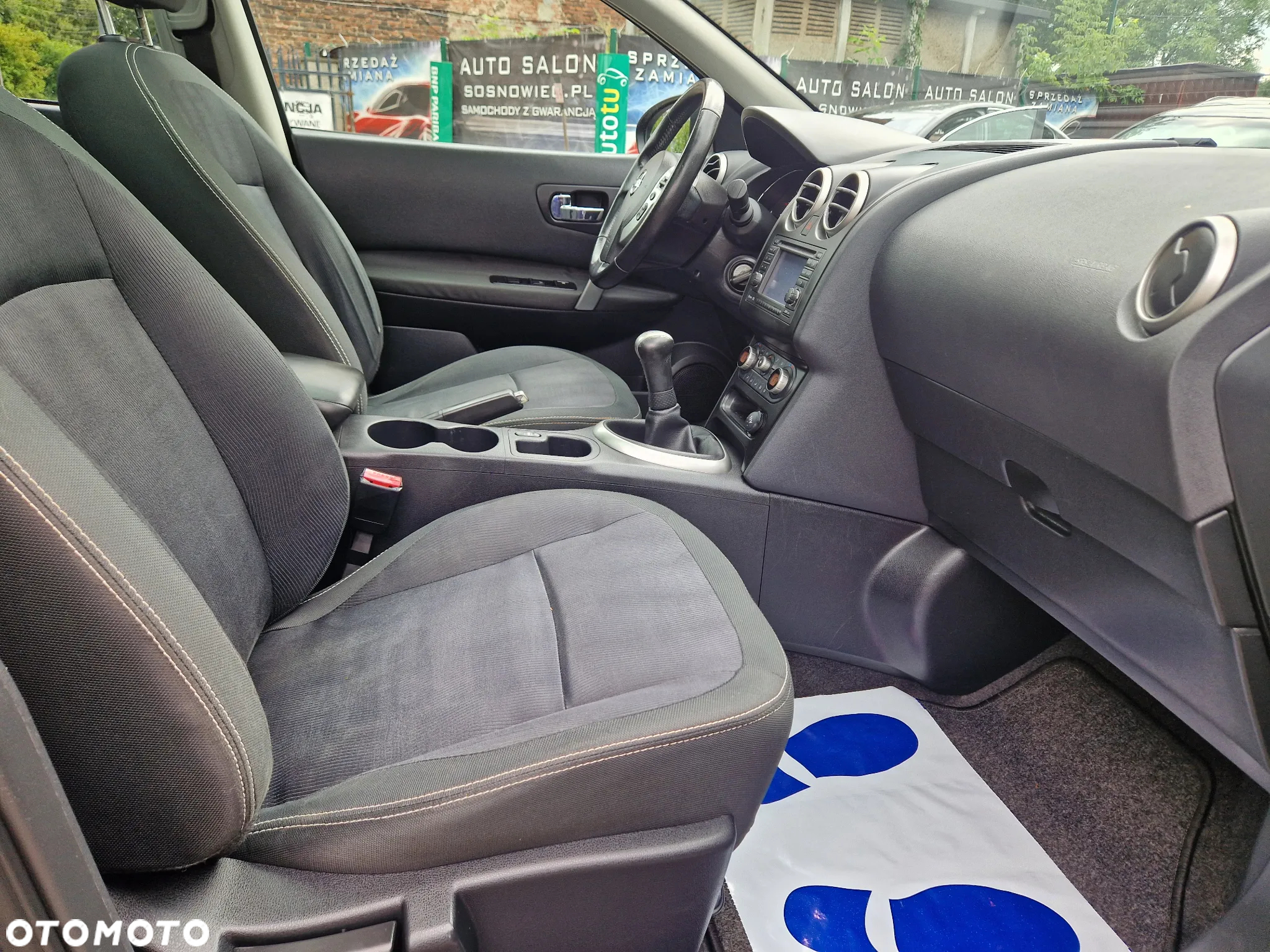 Nissan Qashqai 1.6 visia - 31