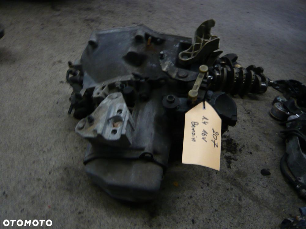 skrzynia biegów manualna peugeot 207 1.4 16v benzyna - 2