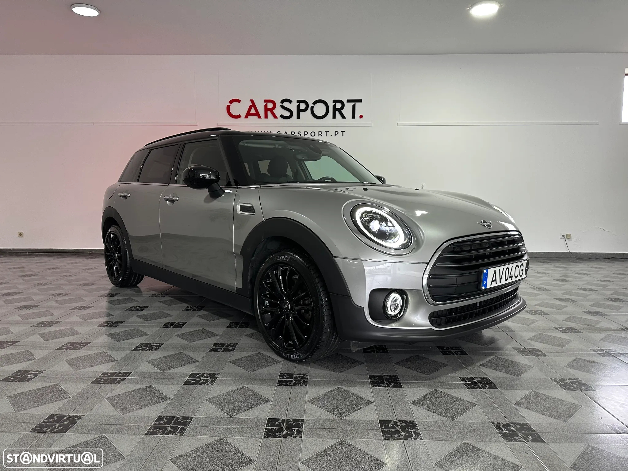MINI Clubman Cooper Premium Plus Classic Auto - 2