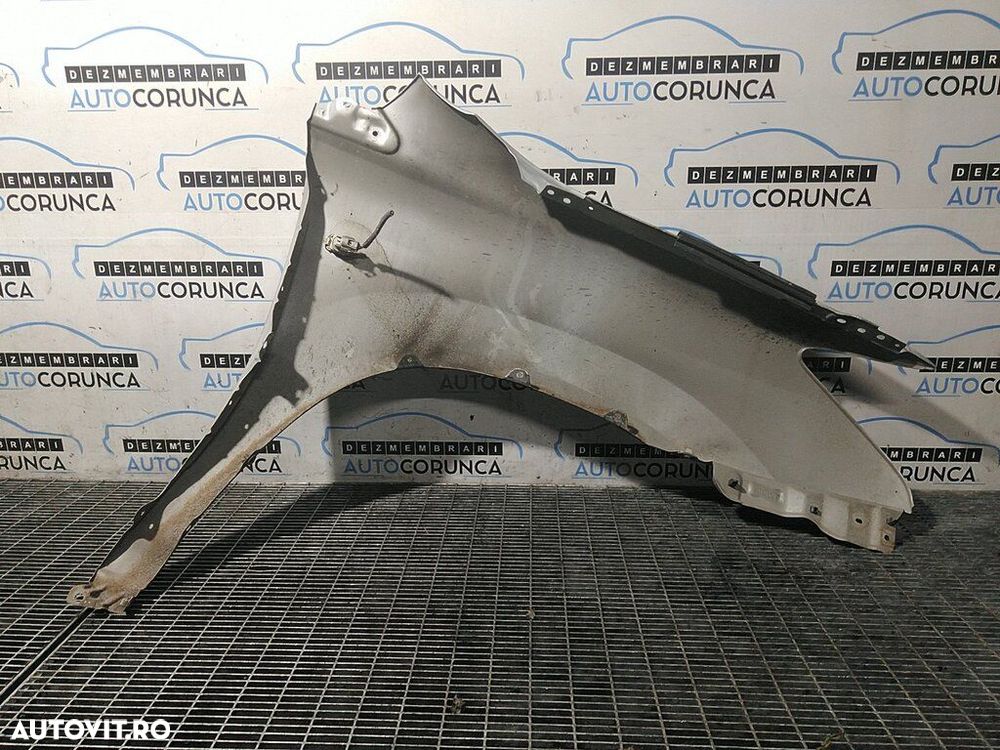 Aripa Stanga Fata Lexus RX 400 H 2004 - 2009 4 Usi Classic Silver Metallic 1f7 (1264) - 2