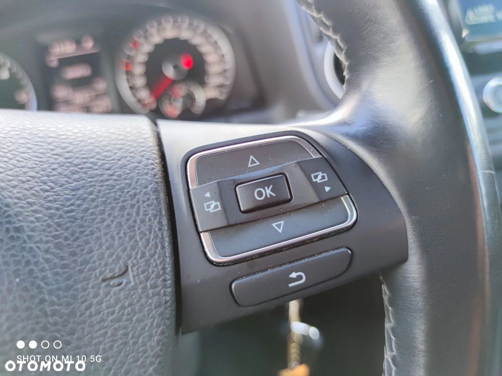Volkswagen Golf Plus 1.6 TDI Comfortline DSG - 21
