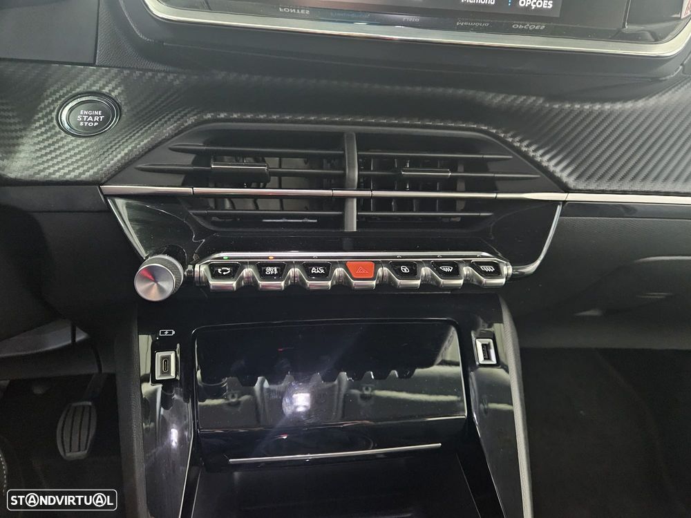 Peugeot 2008 1.5 BlueHDi Allure Pack - 23