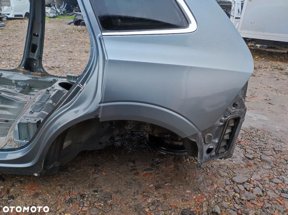 ĆWIARTKA BŁOTNIKA LEWY TYŁ VOLVO XC60 II 2 - 2