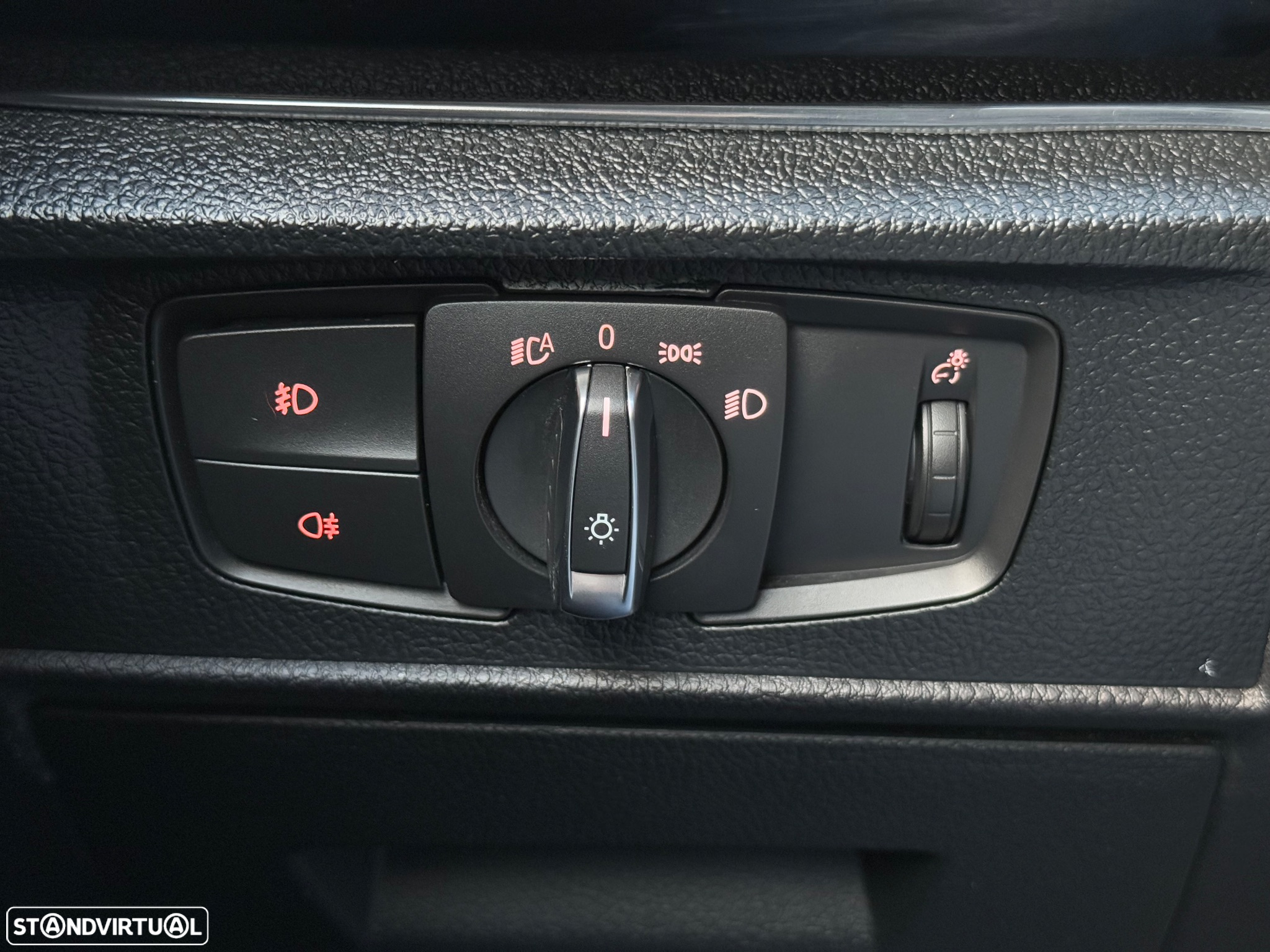 BMW 118 dA Pack M - 24