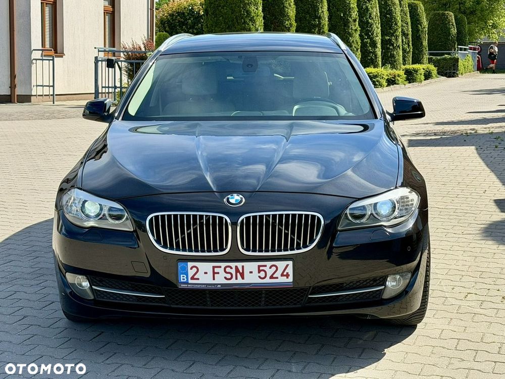 BMW Seria 5 520d Luxury Line - 10