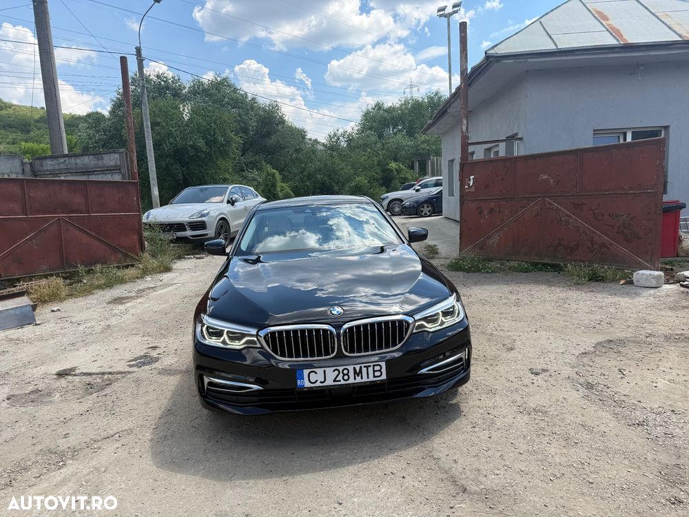 BMW Seria 5 530i xDrive Aut. Luxury Line - 9