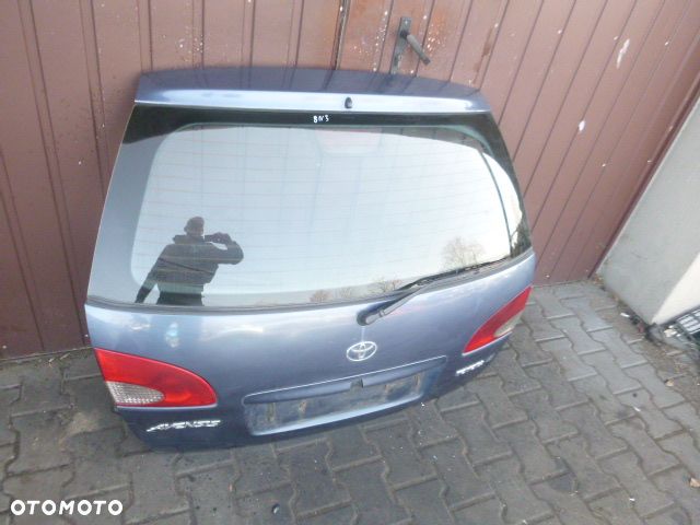 KLAPA TYŁ TYLNA TOYOTA AVENSIS T22 KOMBI KOMPLETNA - 21