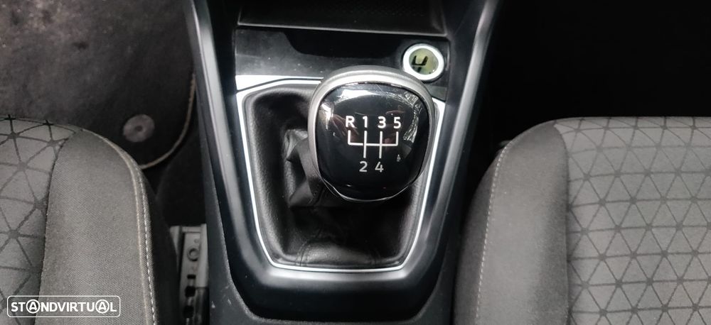 VW T-Cross 1.0 TSI - 36