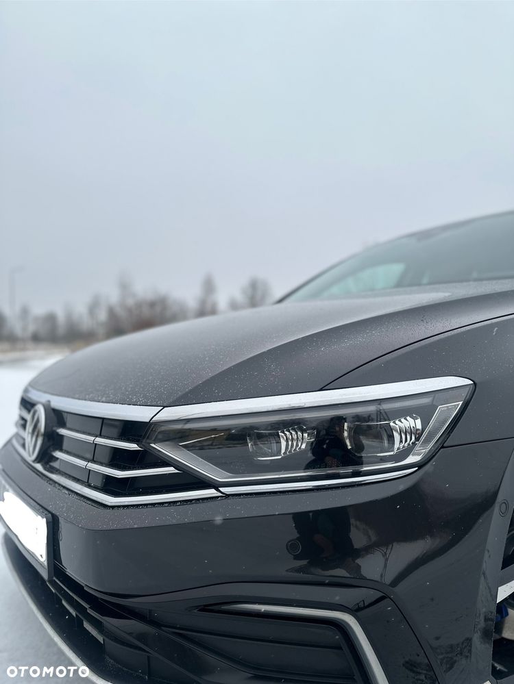 Volkswagen Passat 1.4 TSI DSG BlueMotion Technology Exclusive - 3