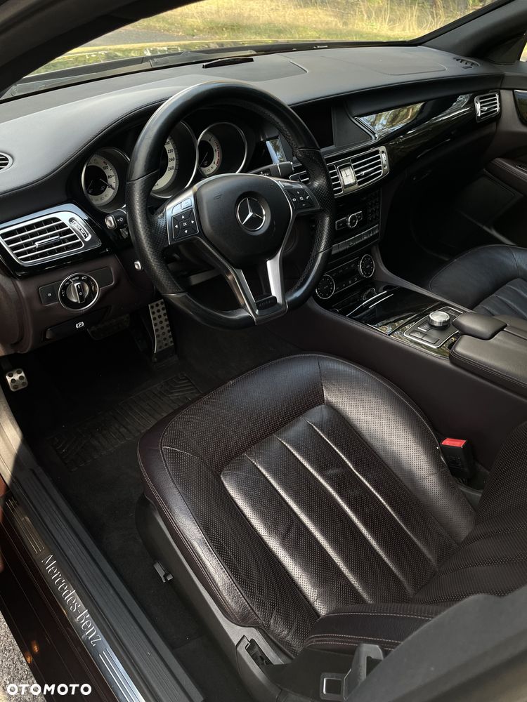 Mercedes-Benz CLS 350 CDI 4-Matic BlueEff - 14