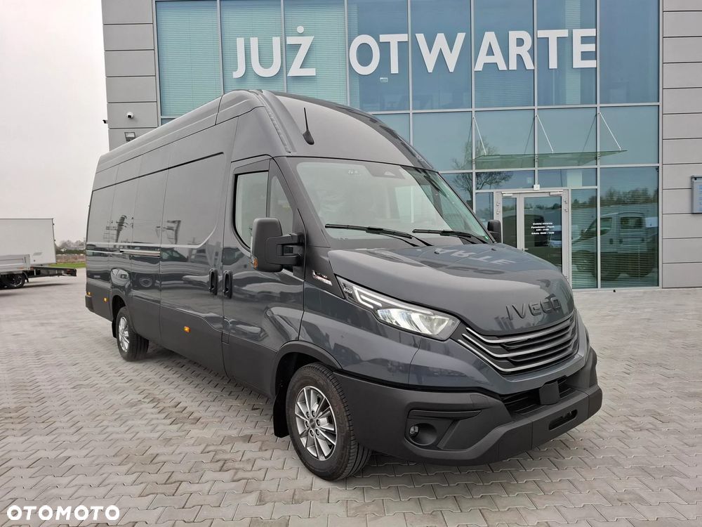 Iveco IMPONUJĄCA KUBATURA 18m3, ŚWIETNA DOSTĘPNOŚĆ, MINIMUM FORMALNOŚCI - 3