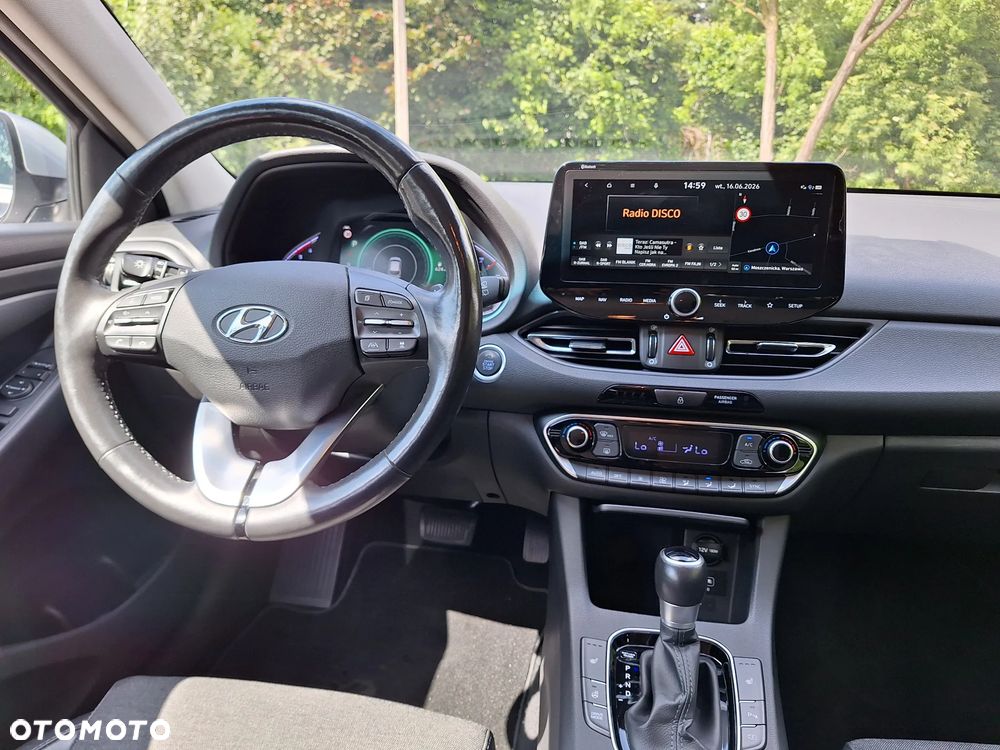 Hyundai i30 1.6 CRDI Comfort DCT - 6