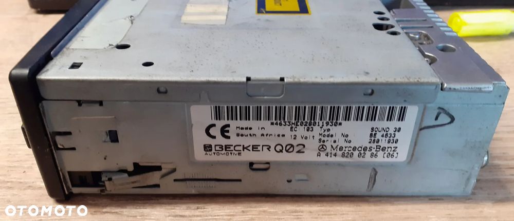 RADIO RADIOODTWARZACZ MERCEDES VANEO W414 - 2