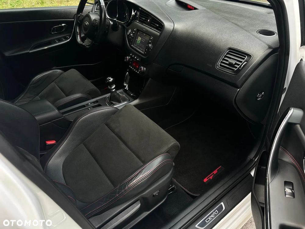 Kia ProCeed 1.6 T-GDI GT - 34