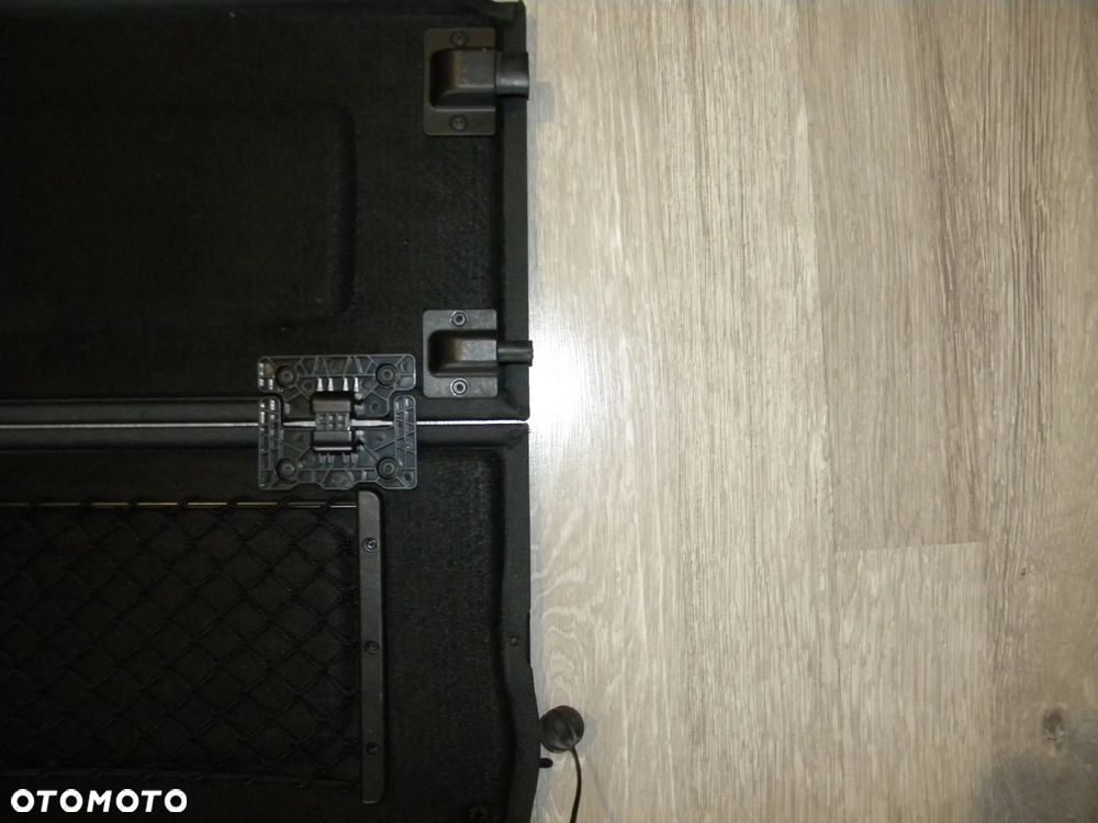 BARDZO ŁADNA ORYGINALNA PÓŁKA BAGAŻNIKA AUDI Q5 I 1 8R 8R0 08-16 NIE CHINA  8R0867769 - 8