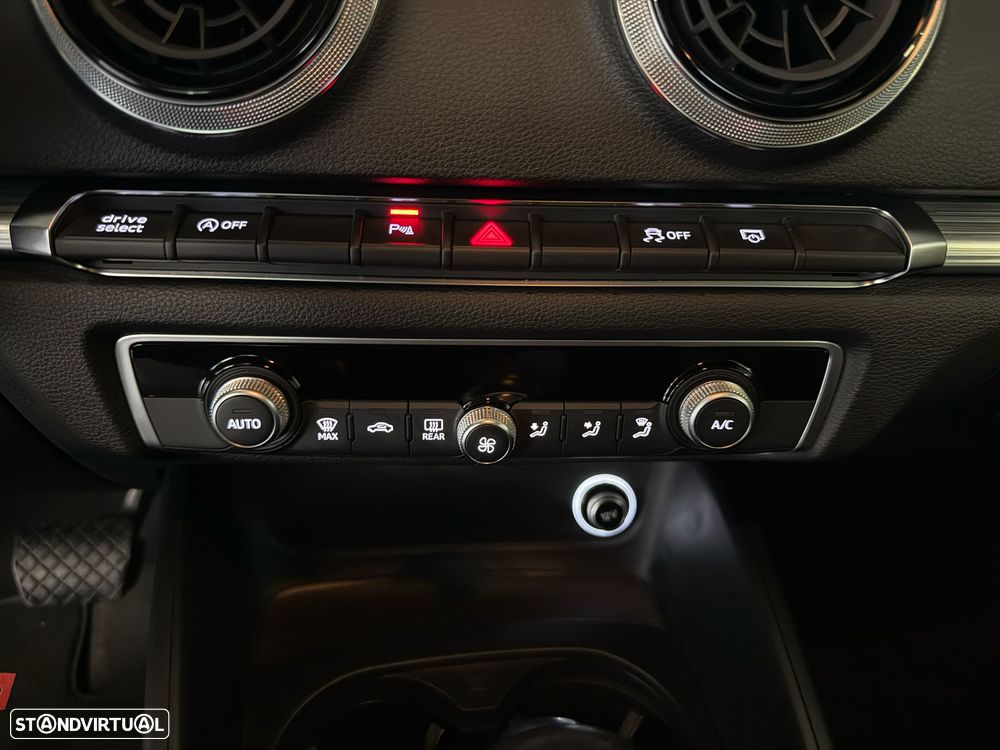 Audi A3 Sportback 1.6 TDI Sport S tronic - 12