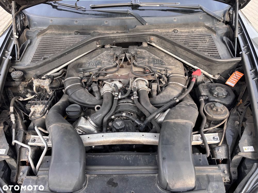 BMW X5 xDrive50i - 13