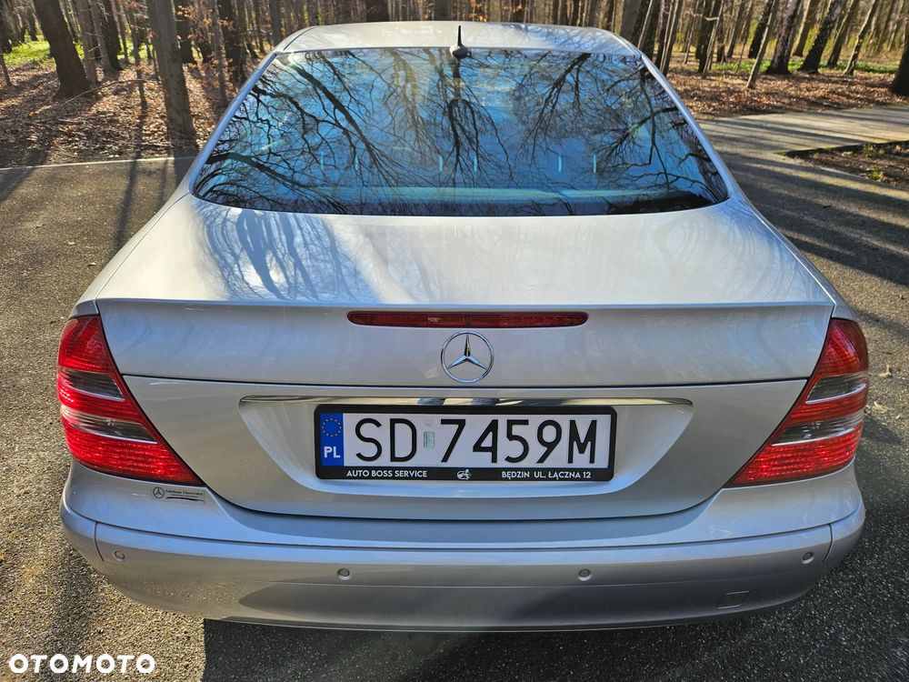 Mercedes-Benz Klasa E 200 Kompressor Classic - 10