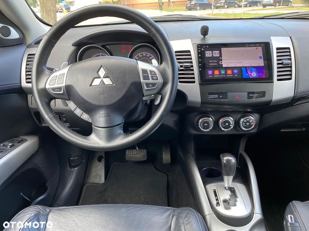 Mitsubishi Outlander 2.0 Intense + 2WD EU5 CVT - 15
