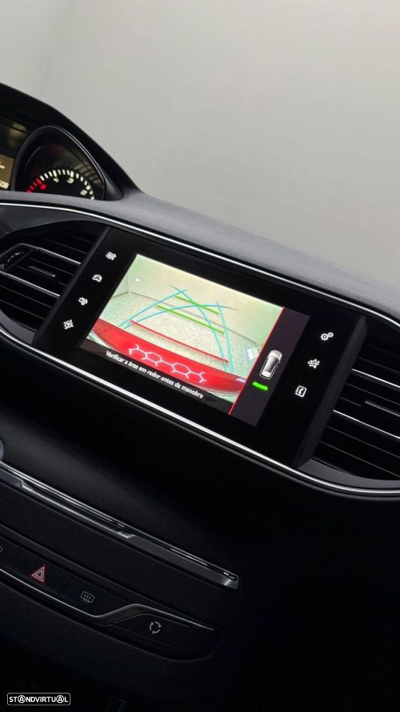 Peugeot 308 SW 1.6 BlueHDi GT Line - 23