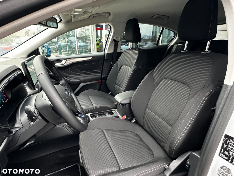 Ford Focus - 13