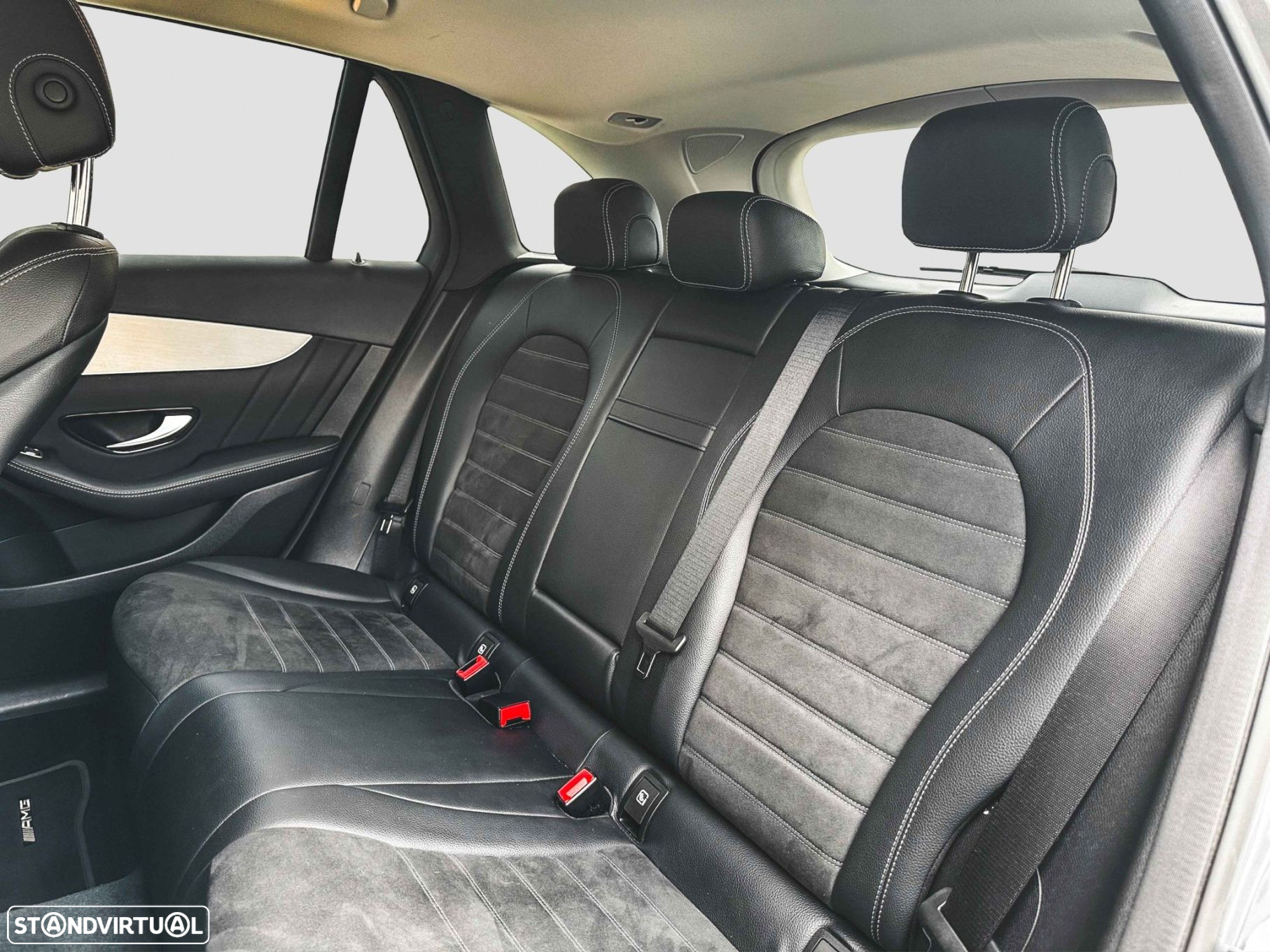 Mercedes-Benz GLC 300 de 4Matic 9G-TRONIC AMG Line - 11