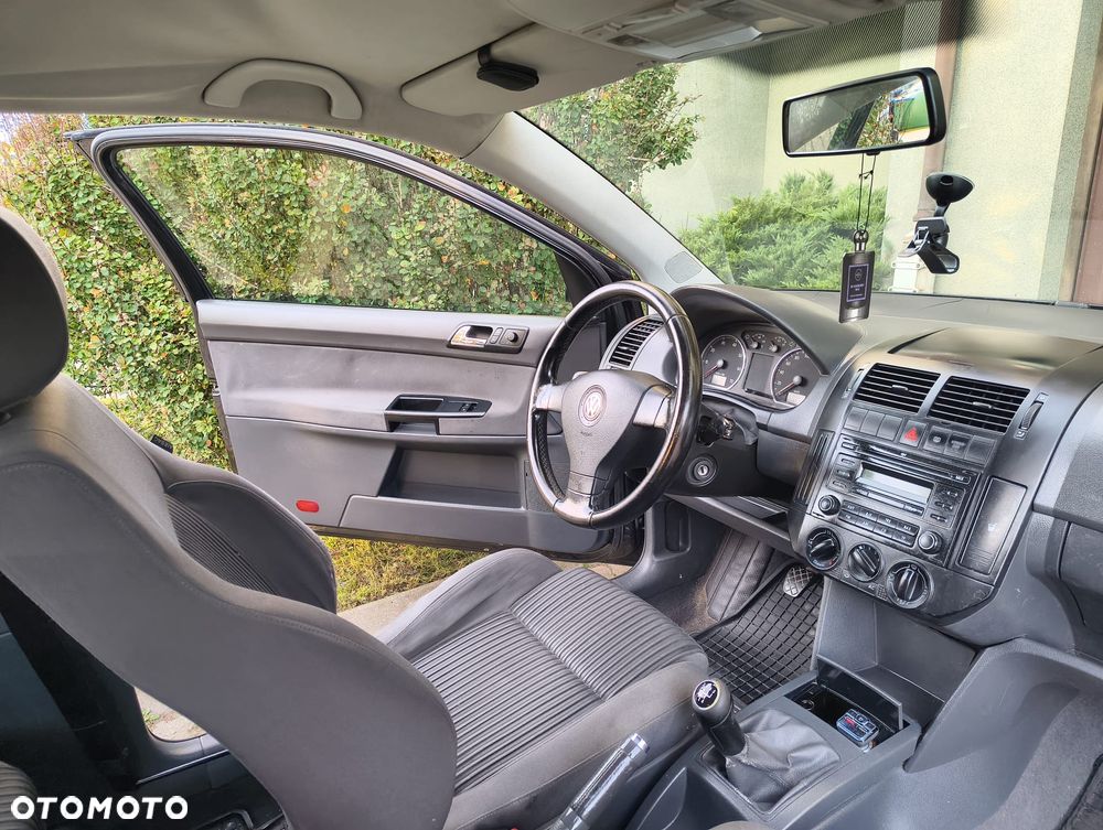 Volkswagen Polo - 10