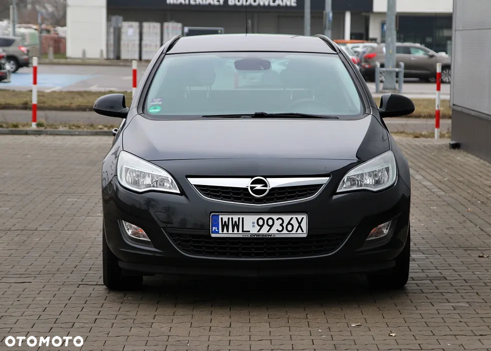 Opel Astra IV 1.4 T Cosmo - 10
