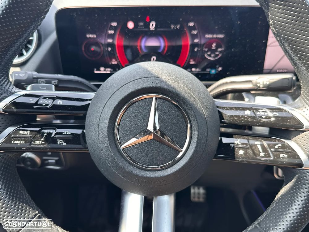Mercedes-Benz GLA 250 e 8G-DCT AMG Line - 26