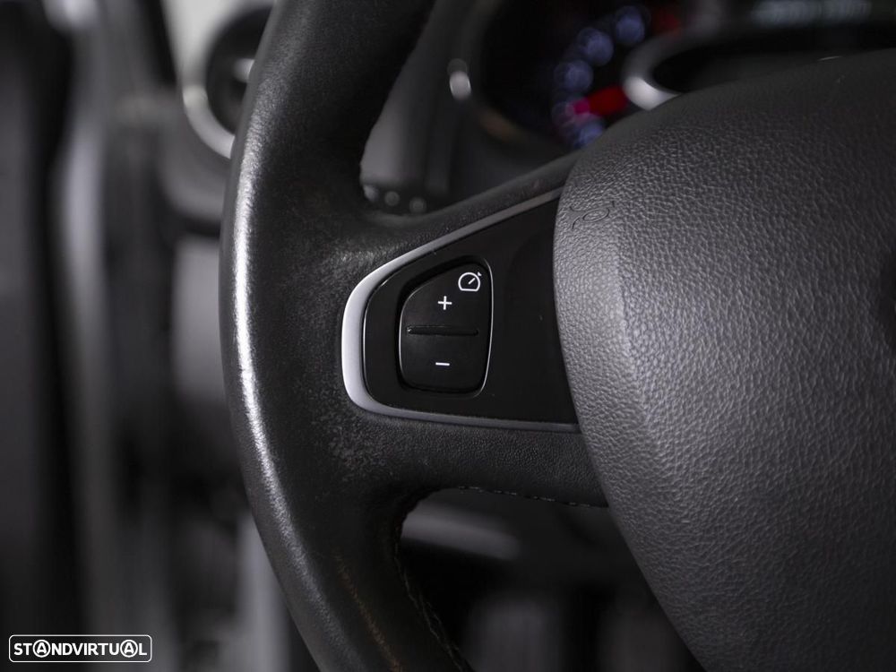 Renault Clio 1.5 dCi Limited EDition - 14