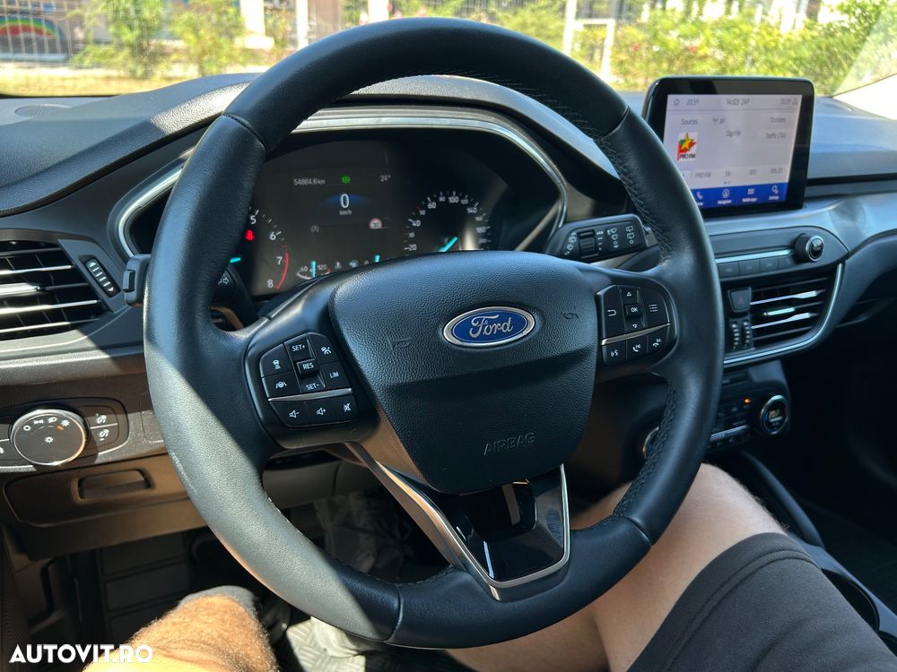 Ford Focus 1.0 EcoBoost Titanium - 23