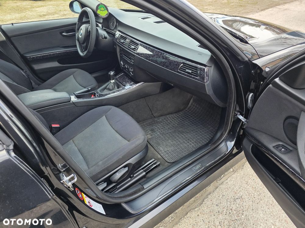 BMW Seria 3 - 14