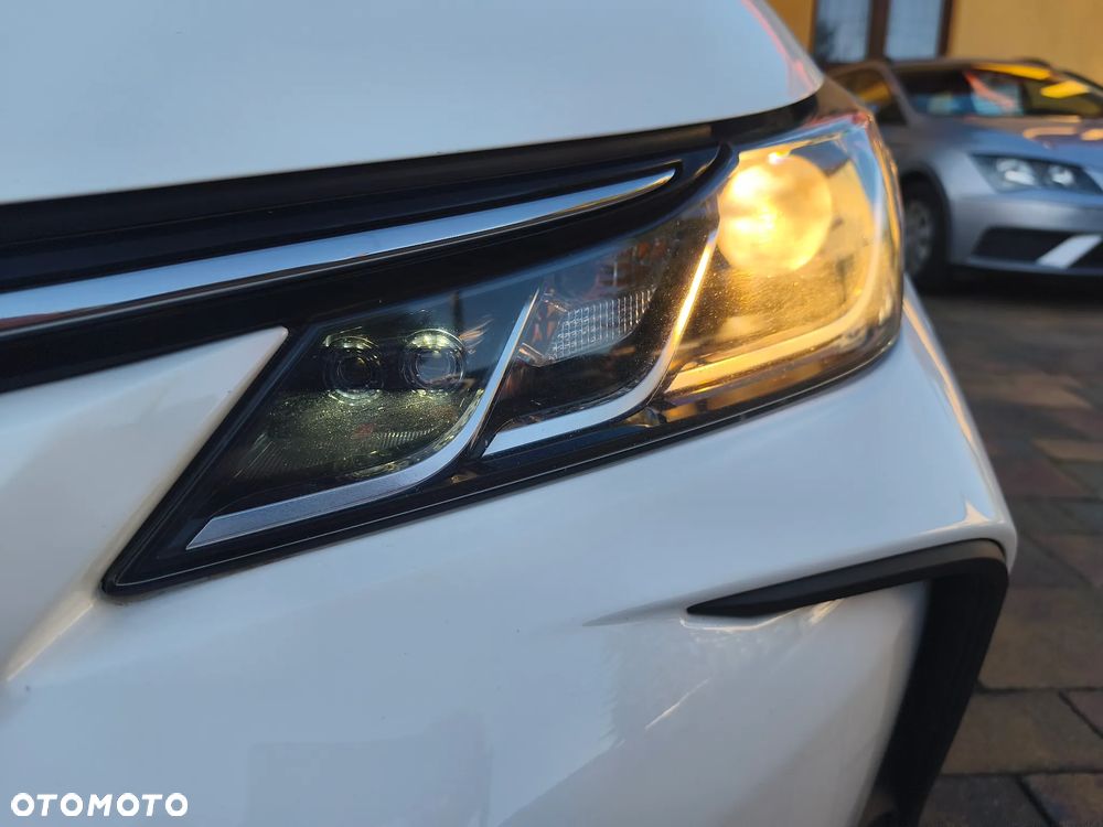 Toyota Corolla - 25