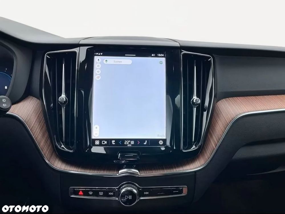 Volvo XC 60 B4 B Plus Dark - 10