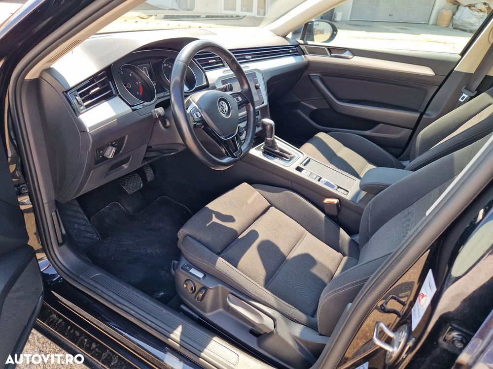 Volkswagen Passat 2.0 TDI DSG Highline - 12