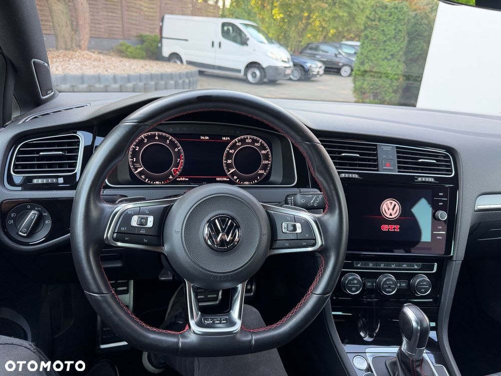Volkswagen Golf GTI (BlueMotion Technology) DSG - 19