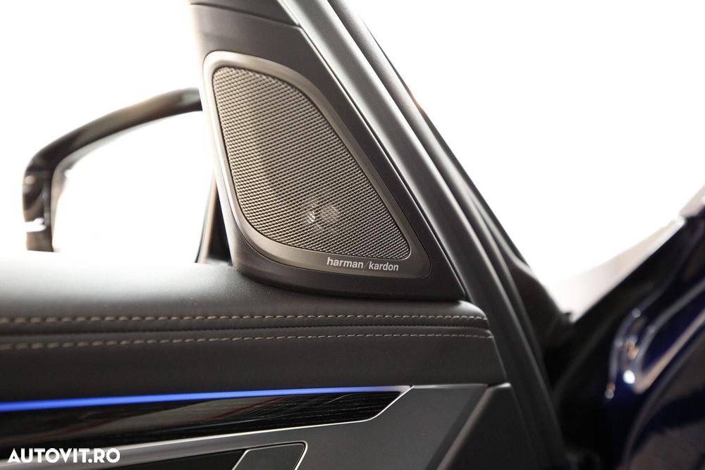 BMW Seria 7 745Le xDrive AT PHEV - 36