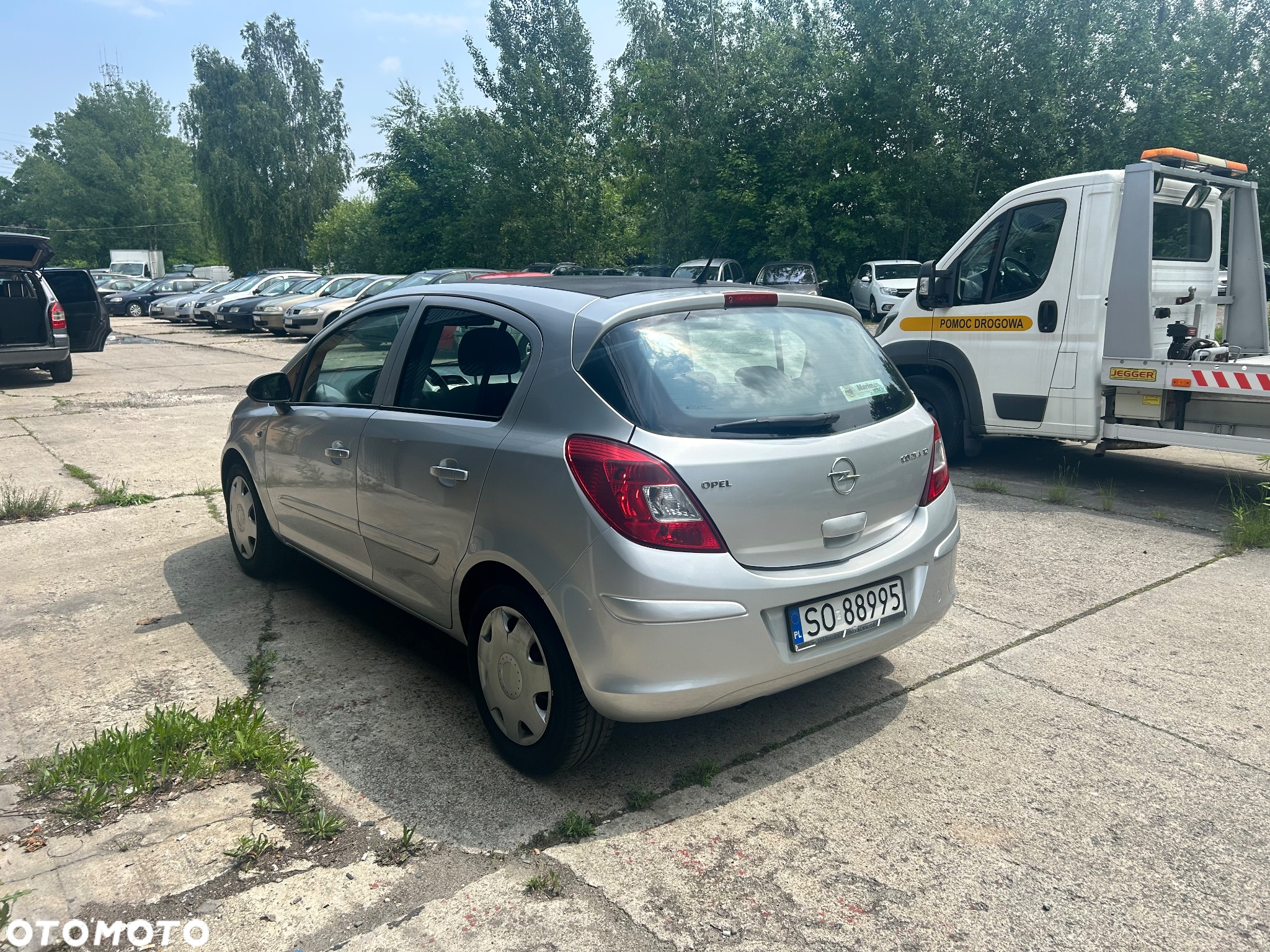Opel Corsa 1.2 16V Cosmo - 13
