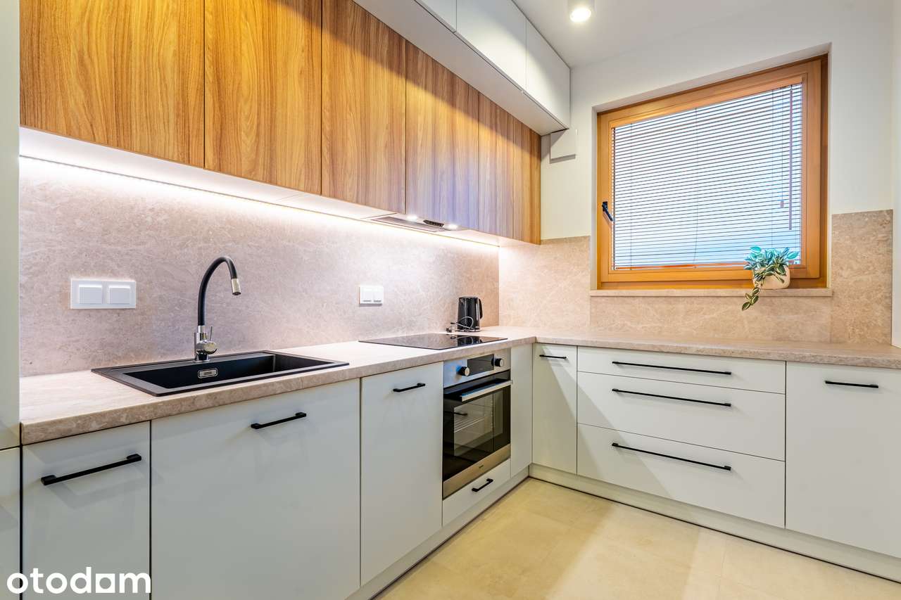 Towarowa Towers | 42 m² | Metro Rondo Daszyńskiego